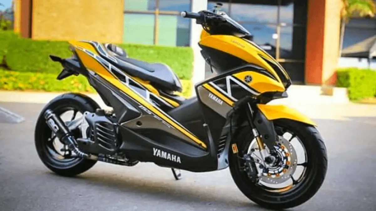 yamaha aerox scooter review hindi