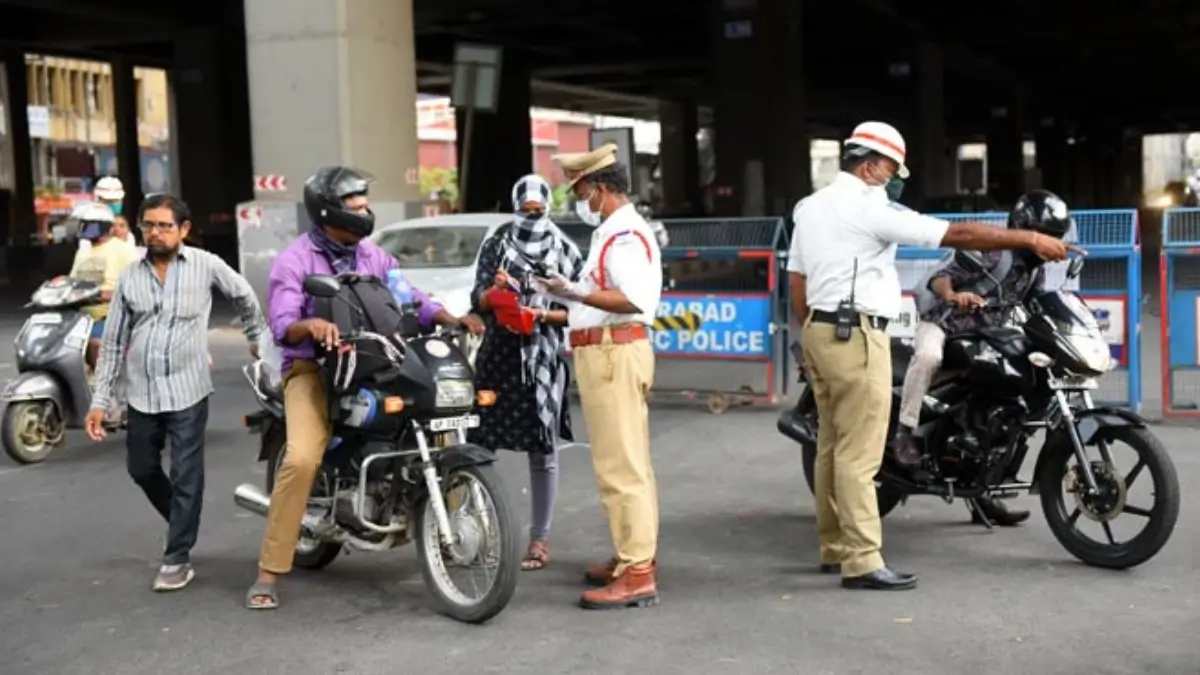 traffic police rules and regulations